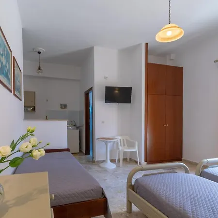 Apartment Hermes Apartments & Studios *